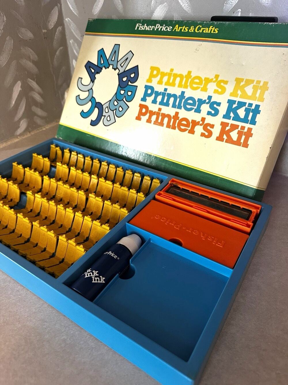 Fisher-Price Printer’s Kit Arts & Crafts Vintage 1981 w/ Case, Ink & Stamps
